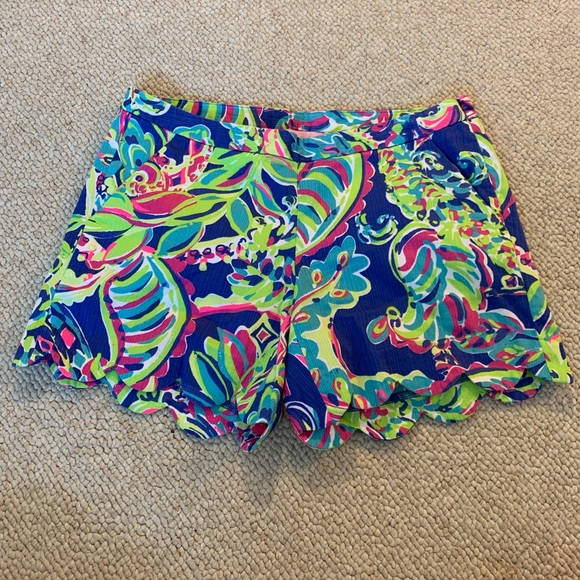 Lilly Pulitzer Pants - Lilly Pulitzer Scallop Shorts
